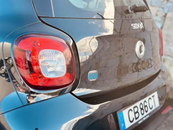 Smart ForFour 2021 - 13900 EUR, 16000 km - AUTO.MOTO.pt - 16000km - foto 6 de 22