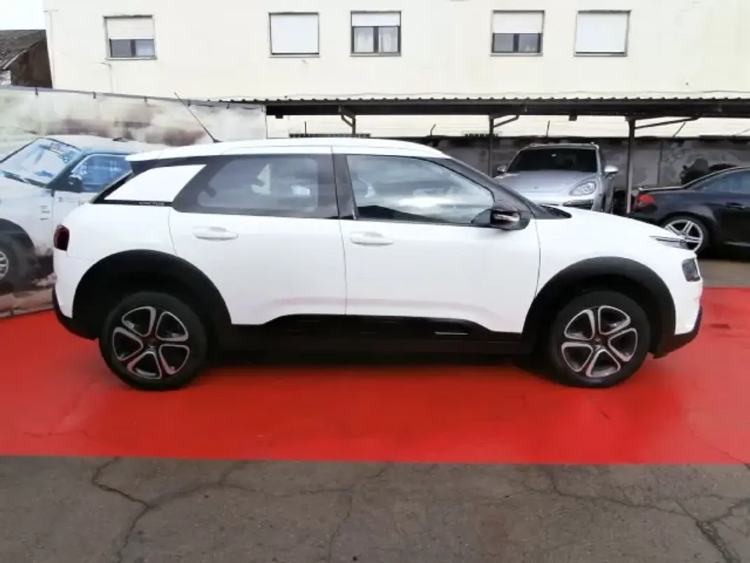 Citroën C4 Cactus 2020 - 11600 EUR, 185708 km - AUTO.MOTO.pt - 185708km - foto 8 de 26