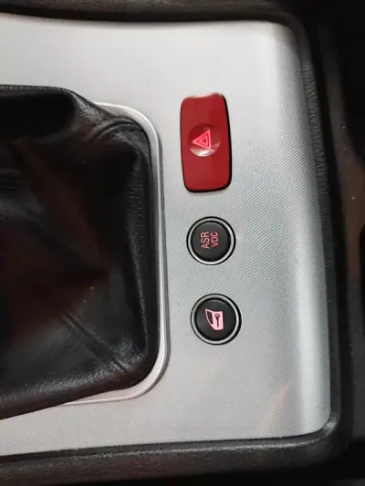 Alfa Romeo 159 Sportwagon 2008 - 7250 EUR, 221050 km - AUTO.MOTO.pt - 221050km - foto 31 de 37