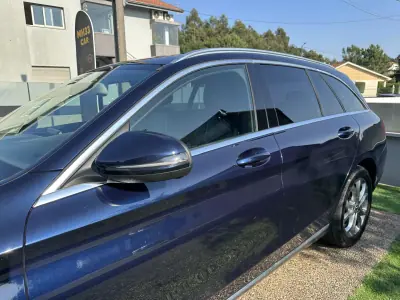 Mercedes-Benz C 180 2017 - 15900 EUR, 249000 km - AUTO.MOTO.pt - 249000km - foto 20 de 58