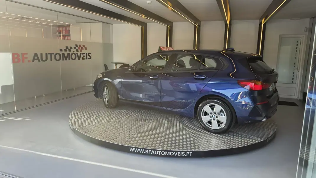 BMW 116 2019 - 17900 EUR, 83877 km - 83877km - foto 15 de 59