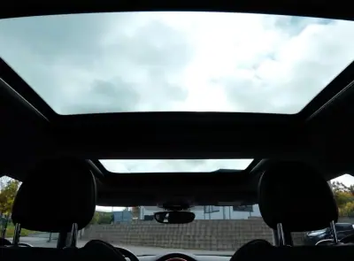 MINI Cooper 2016 - 15750 EUR, 148000 km - AUTO.MOTO.pt - 148000km - foto 13 de 20