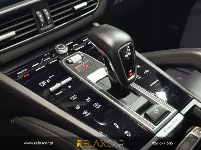 Porsche Cayenne 2018 - 53990 EUR, 150300 km - AUTO.MOTO.pt - 150300km - foto 18 de 28
