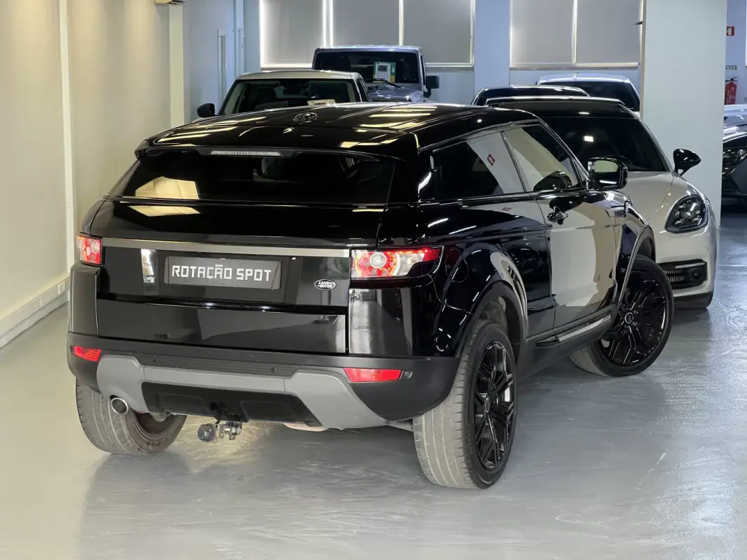 Land Rover Range Rover Evoque 2012 - 17990 EUR, 235000 km - 235000km - foto 4 de 51