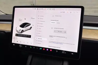 Tesla Model 3 2021 - 25450 EUR, 58710 km - AUTO.MOTO.pt - 58710km - foto 41 de 56