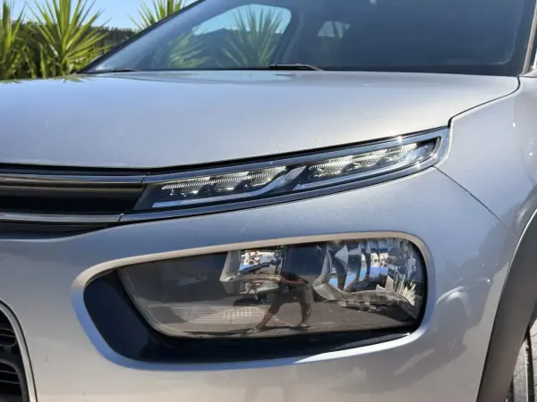 Citroën C4 Cactus 2018 - 11950 EUR, 145000 km - AUTO.MOTO.pt - 145000km - foto 17 de 20