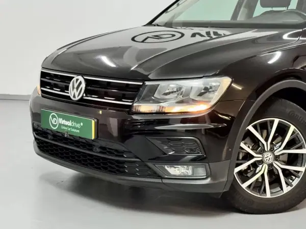 Volkswagen Tiguan 2017 - 17750 EUR, 120000 km - AUTO.MOTO.pt - 120000km - foto 13 de 50