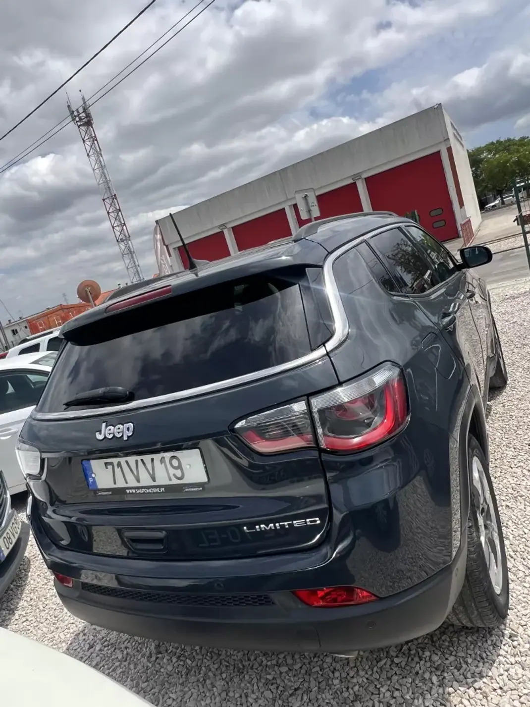 Jeep Compass 2019 - 13450 EUR, 231000 km - 231000km - foto 4 de 7