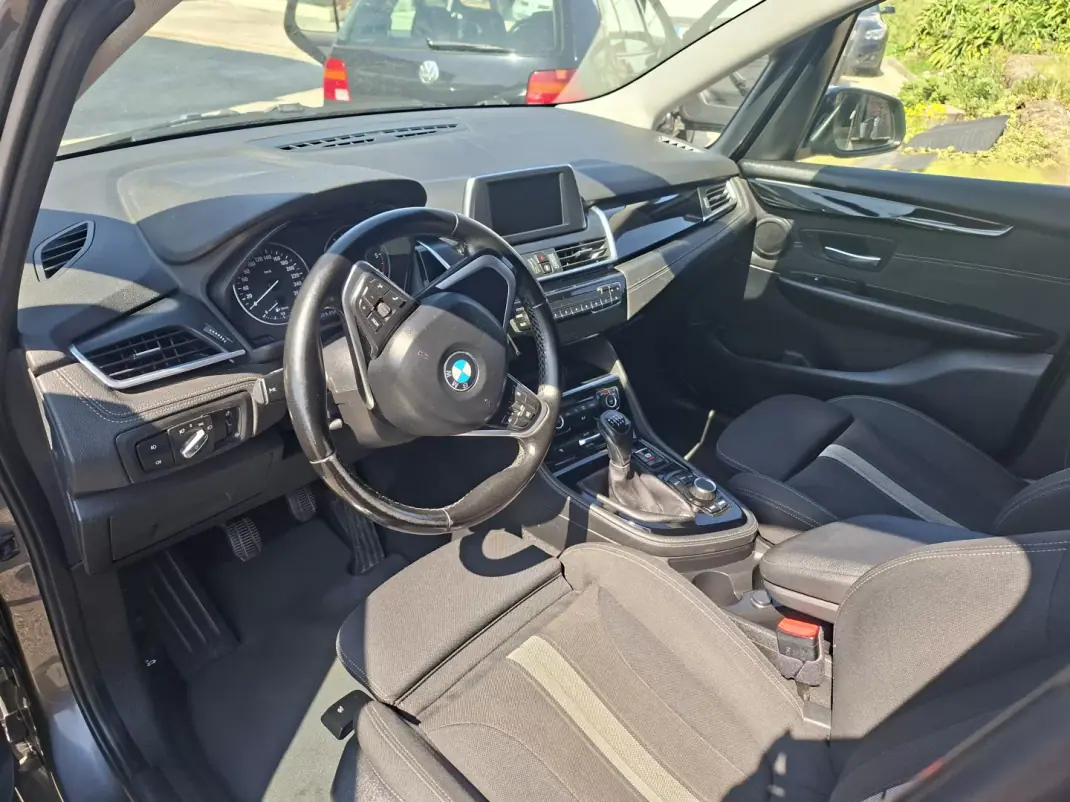 BMW 216 Gran Tourer 2018 - 17350 EUR, 130769 km - AUTO.MOTO.pt - 130769km - foto 4 de 26
