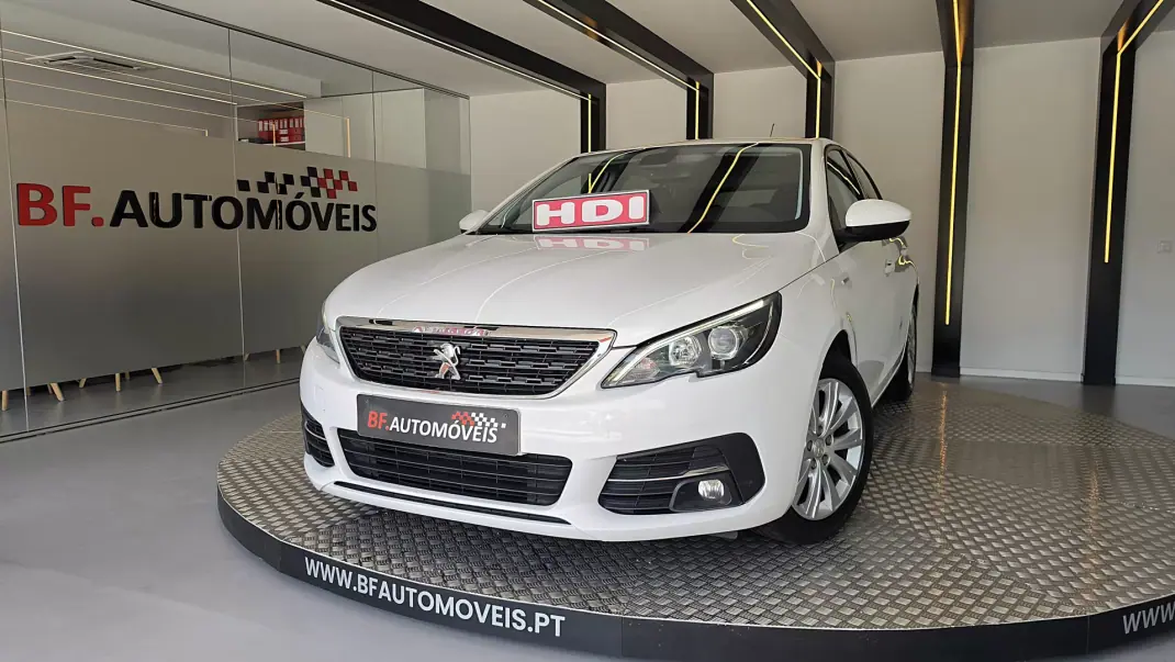 Peugeot 308 2021 - 9500 EUR, 224621 km - 224621km - foto 1 de 59