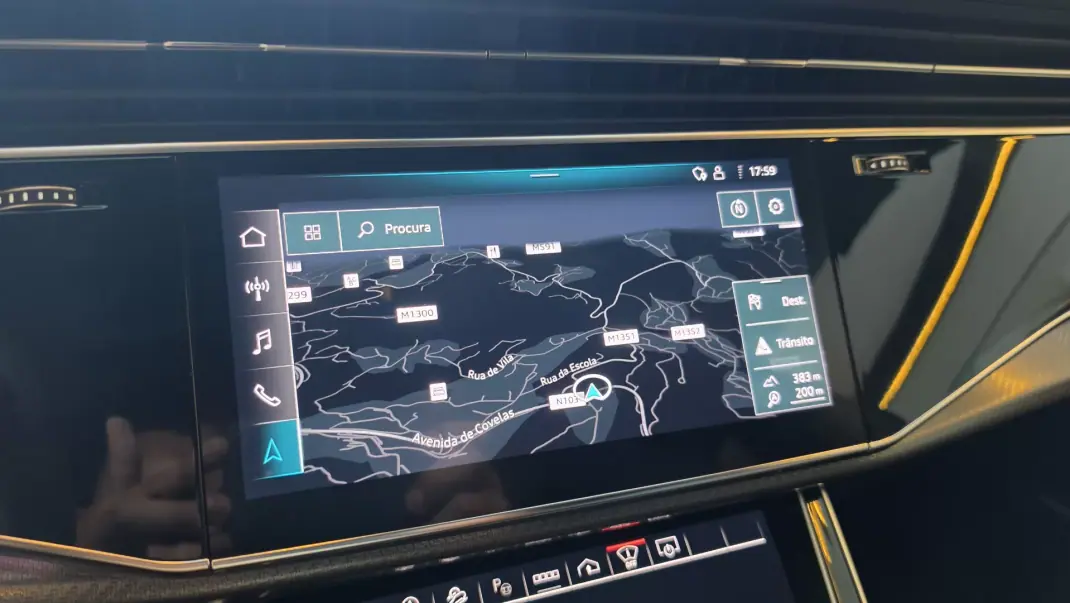 Audi RS Q8 2023 - 159500 EUR, 34813 km - 34813km - foto 54 de 68