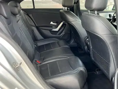 Mercedes-Benz A 250 Limousine 2020 - 25990 EUR, 110335 km - AUTO.MOTO.pt - 110335km - foto 9 de 15