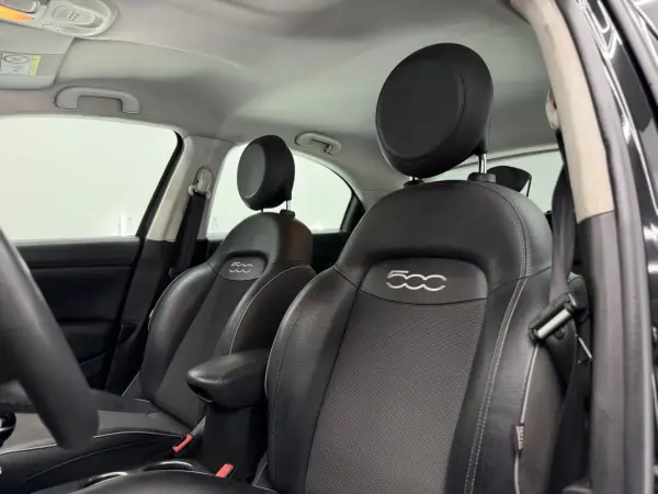 Fiat 500X 2017 - 9500 EUR, 154000 km - AUTO.MOTO.pt - 154000km - foto 17 de 21