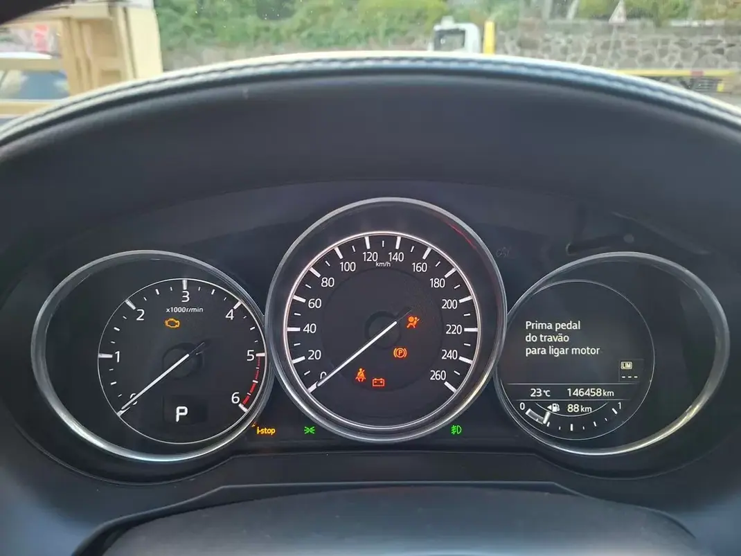 Mazda 6 2016 - 15900 EUR, 146458 km - AUTO.MOTO.pt - 146458km - foto 17 de 17