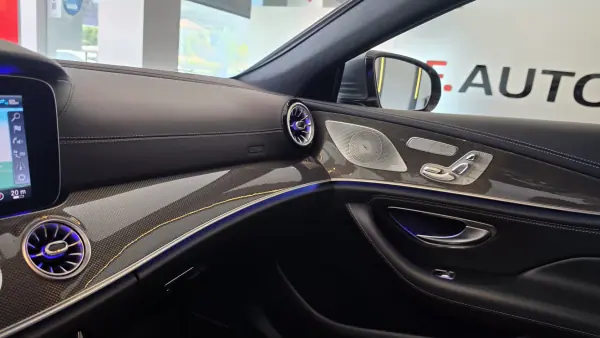Mercedes-Benz CLS 300 2019 - 41500 EUR, 164017 km - 164017km - foto 46 de 60