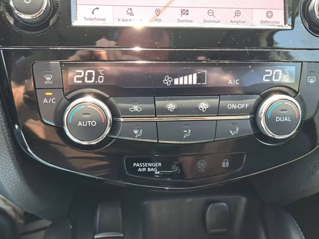 Nissan Qashqai 2019 - 18750 EUR, 92563 km - 92563km - foto 43 de 50
