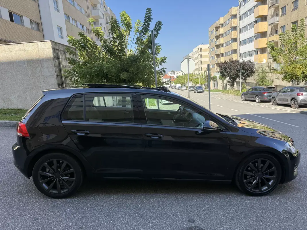 Volkswagen Golf 2013 - 10950 EUR, 163000 km - 163000km - foto 7 de 14