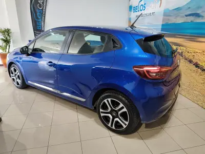 Renault Clio 2022 - 12990 EUR, 106000 km - AUTO.MOTO.pt - 106000km - foto 6 de 24