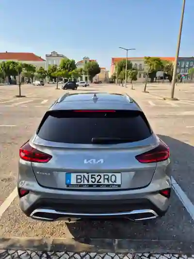 Kia XCeed 2024 - 18500 EUR, 37000 km - AUTO.MOTO.pt - 37000km - foto 4 de 14