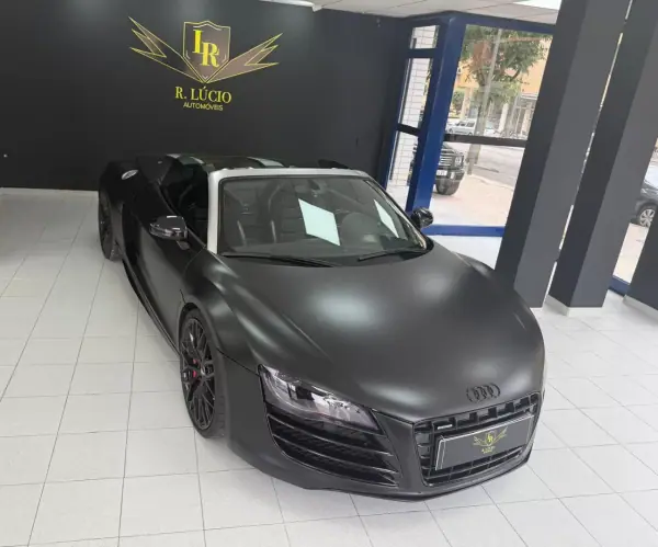 Audi R8 Spyder 2012 - 125000 EUR, 89245 km - AUTO.MOTO.pt - 89245km - foto 4 de 44