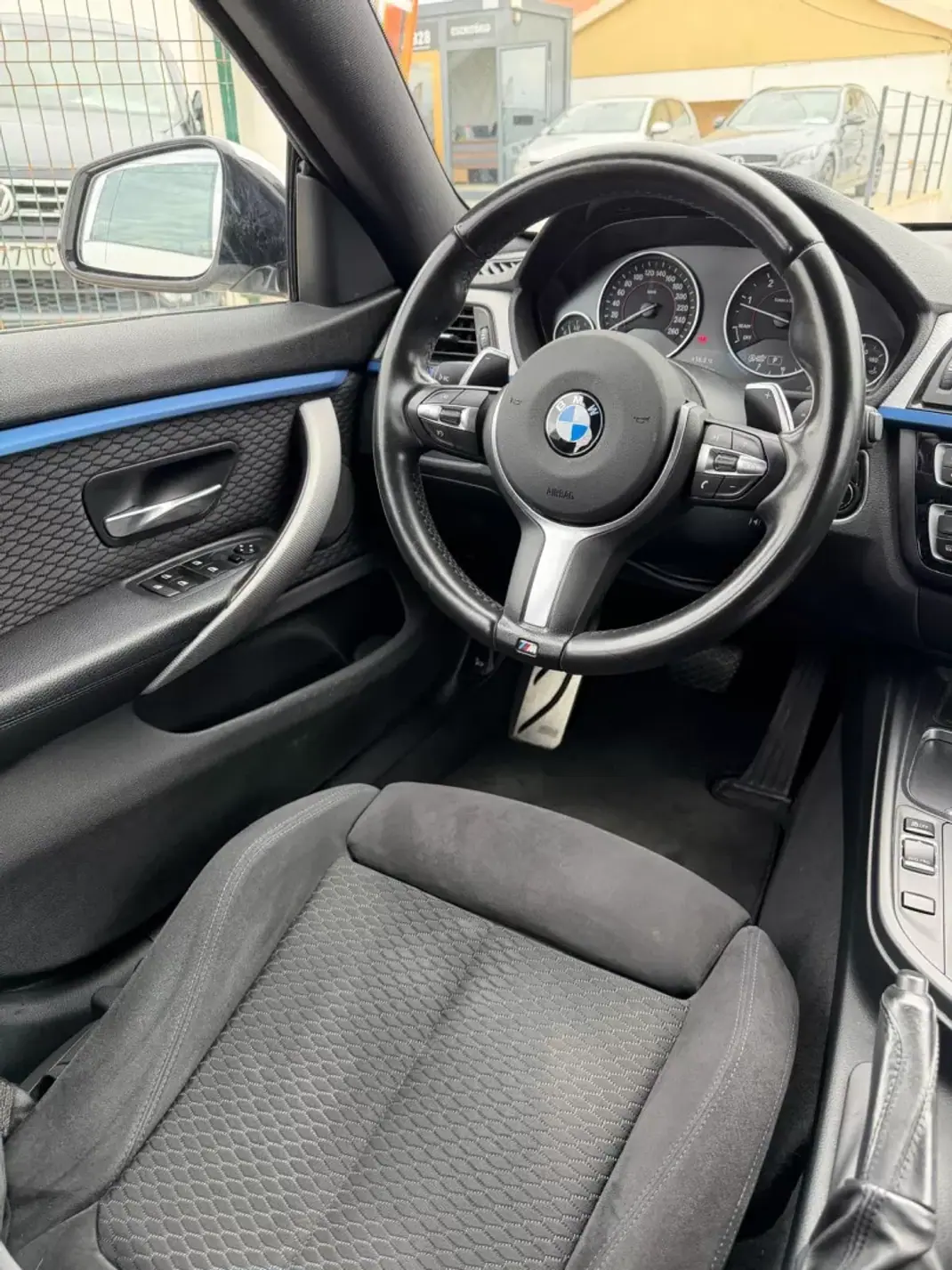 BMW 420 Gran Coupé 2017 - 31490 EUR, 98000 km - AUTO.MOTO.pt - 98000km - foto 4 de 39