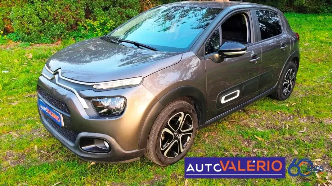 Citroën C3 2022 - 15450 EUR, 69728 km - AUTO.MOTO.pt - 69728km - foto 1 de 33