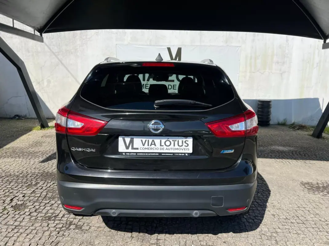 Nissan Qashqai 2015 - 14500 EUR, 187200 km - AUTO.MOTO.pt - 187200km - foto 4 de 14