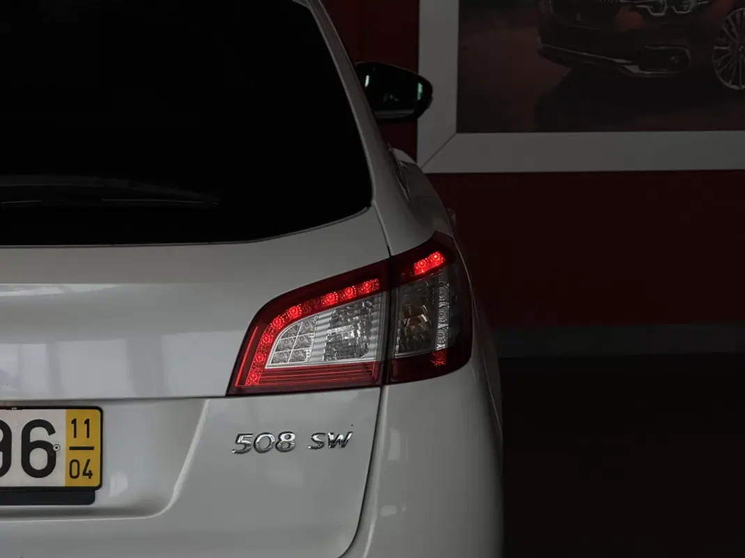 Peugeot 508 SW 2011 - 6990 EUR, 312595 km - AUTO.MOTO.pt - 312595km - foto 9 de 20