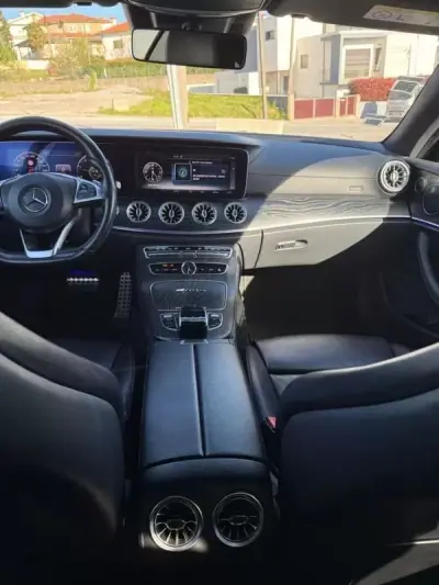 Mercedes-Benz E 220 2017 - 29990 EUR, 215000 km - AUTO.MOTO.pt - 215000km - foto 28 de 34
