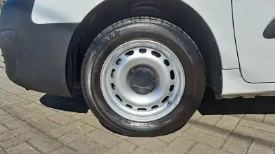 Citroën BERLINGO 1.6 BLUE HDI (Fibrada) 3L 100 CV 2016 - 9900 EUR, 218219 km - AUTO.MOTO.pt - 218219km - foto 19 de 19