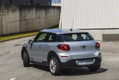 MINI Paceman 2014 - 10100 EUR, 191376 km - AUTO.MOTO.pt - 191376km - foto 2 de 16