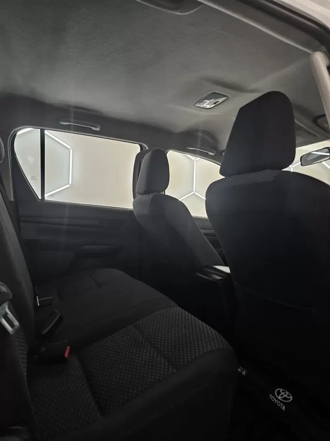 Toyota Hilux 2020 - 27950 EUR, 285523 km - AUTO.MOTO.pt - 285523km - foto 52 de 68