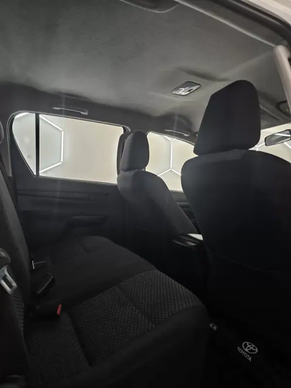 Toyota Hilux 2020 - 27950 EUR, 285523 km - AUTO.MOTO.pt - 285523km - foto 52 de 68