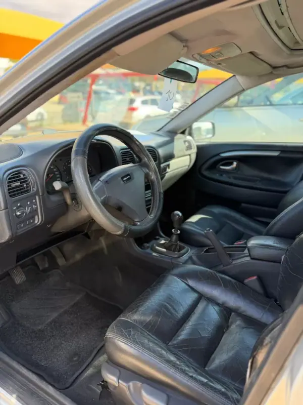 Dacia Duster 2016 - 16900 EUR, 116139 km - AUTO.MOTO.pt - 116139km - foto 8 de 10