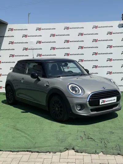 MINI Cooper 2017 - 12500 EUR, 173200 km - AUTO.MOTO.pt - 173200km - foto 7 de 25