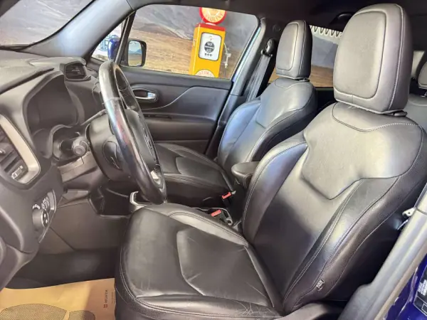 Jeep Renegade 2020 - 17000 EUR, 120000 km - AUTO.MOTO.pt - 120000km - foto 17 de 22