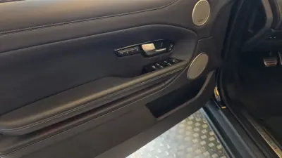 Land Rover Range Rover Evoque Cabrio 2017 - 28750 EUR, 133417 km - 133417km - foto 35 de 62