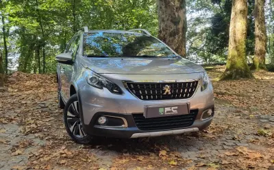 Peugeot 2008 2017 - 12450 EUR, 96000 km - AUTO.MOTO.pt - 96000km - foto 2 de 27