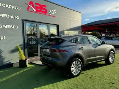 Jaguar E-Pace 2019 - 28500 EUR, 98000 km - AUTO.MOTO.pt - 98000km - foto 12 de 33