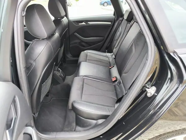 Audi A3 Sportback 2013 - 14950 EUR, 255105 km - AUTO.MOTO.pt - 255105km - foto 33 de 60