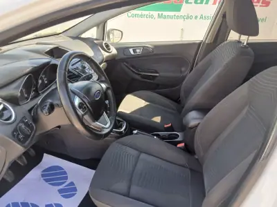 Ford Fiesta 2014 - 7350 EUR, 78604 km - 78604km - foto 13 de 22