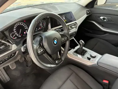 BMW 318 2019 - 21900 EUR, 128000 km - AUTO.MOTO.pt - 128000km - foto 22 de 22