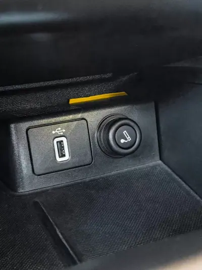 Ford Focus 2019 - 15500 EUR, 124230 km - 124230km - foto 19 de 26