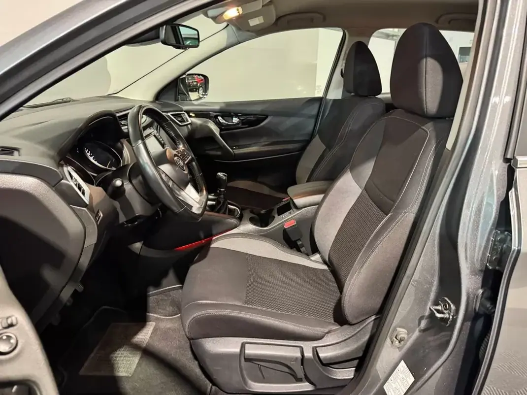 Nissan Qashqai 2019 - 18500 EUR, 131140 km - 131140km - foto 33 de 48