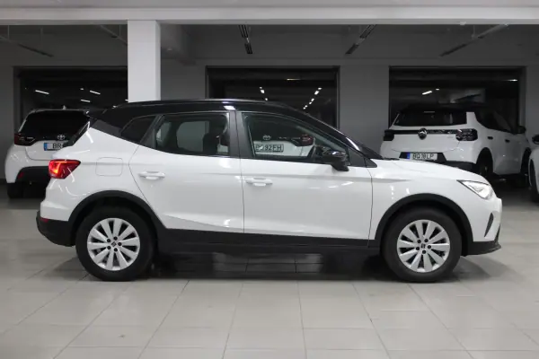 SEAT Arona 2021 - 15900 EUR, 61331 km - AUTO.MOTO.pt - 61331km - foto 15 de 20