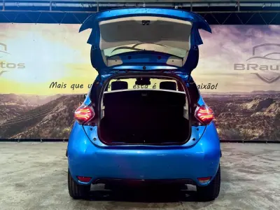 Renault Zoe 2020 - 13900 EUR, 105098 km - AUTO.MOTO.pt - 105098km - foto 8 de 28