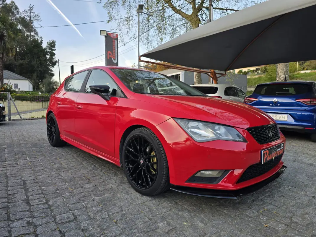 SEAT Leon 2014 - 14500 EUR, 180000 km - AUTO.MOTO.pt - 180000km - foto 7 de 8