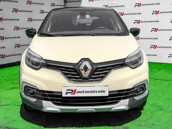 Renault Captur 2019 - 12750 EUR, 68000 km - AUTO.MOTO.pt - 68000km - foto 4 de 26