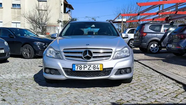 Mercedes-Benz C 200 2011 - 9450 EUR, 363650 km - AUTO.MOTO.pt - 363650km - foto 2 de 8