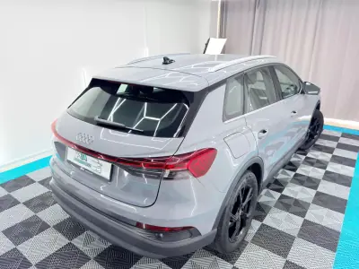 Audi Q4 e-tron 2021 - 25750 EUR, 147000 km - AUTO.MOTO.pt - 147000km - foto 8 de 21